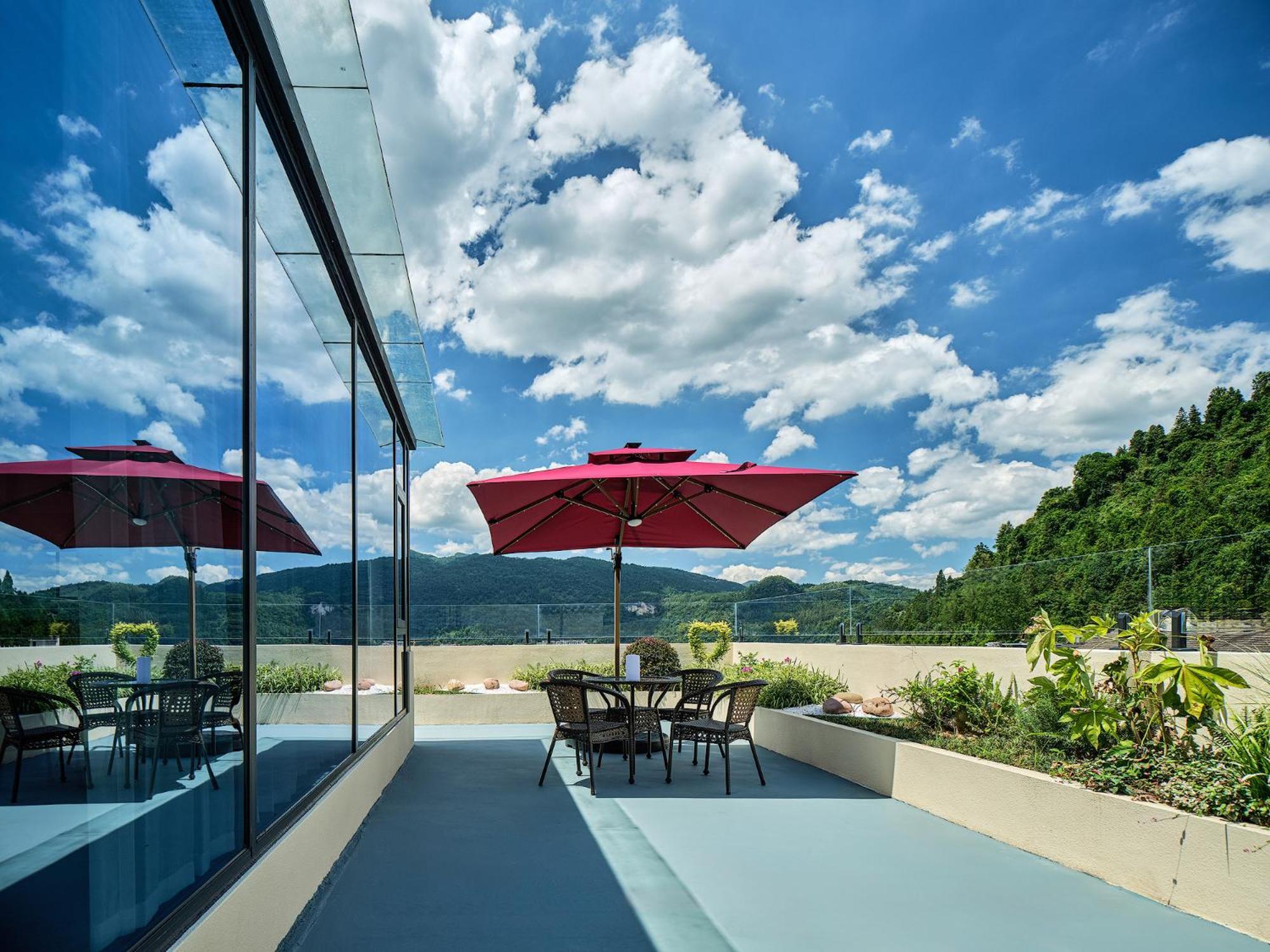 Zhangjiajie Utopia Hotel--Free One Way Pick Up Service Over 2 Nights Luaran gambar