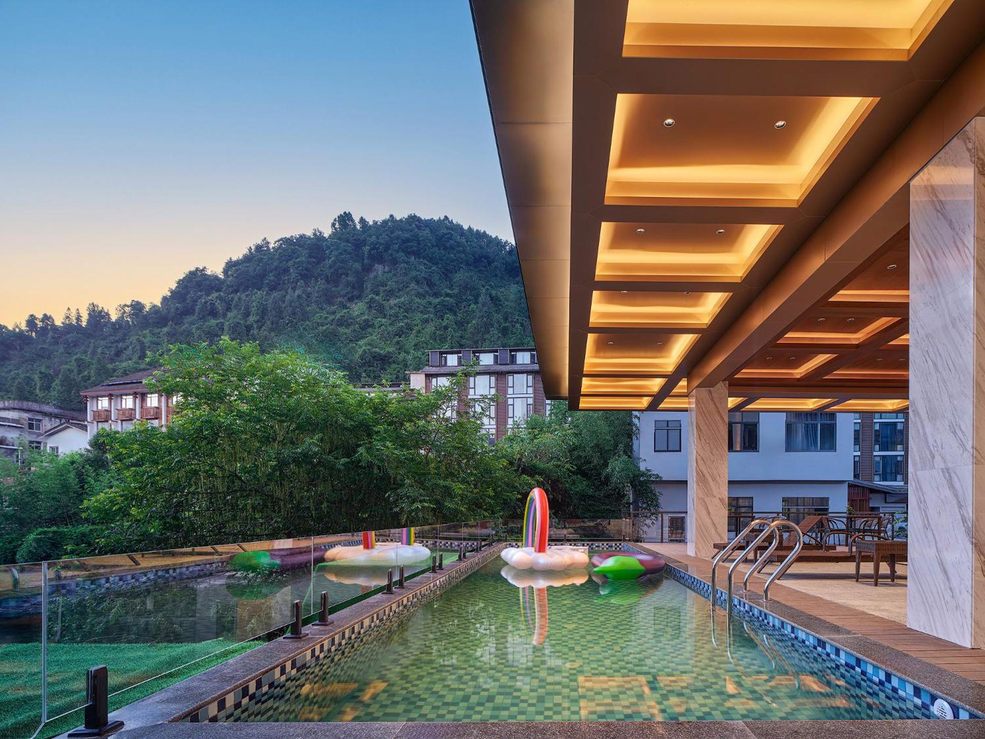 Zhangjiajie Utopia Hotel--Free One Way Pick Up Service Over 2 Nights Luaran gambar